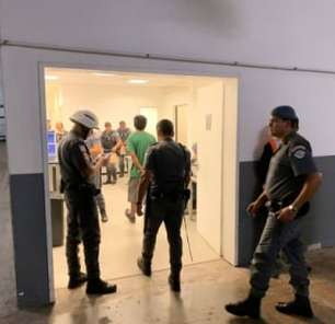 Torcedores do Boca são detidos por racismo e apologia ao nazismo em jogo do Corinthians