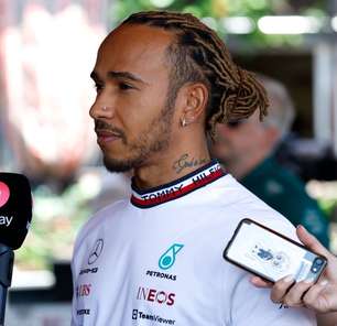 "Neguinho devia estar dando cu", diz Piquet sobre derrota de Hamilton para Rosberg