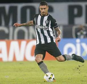 Botafogo terá desfalque no setor defensivo e retorno no meio no confronto com o lanterna Juventude