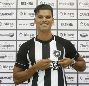 Danilo Barbosa e Tiquinho Soares são regularizados e podem estrear pelo Botafogo