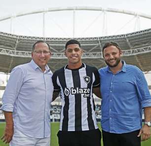 Textor responde torcedor sobre contratações do Botafogo: 'Envie uma carta de agradecimento ao Mazzuco'