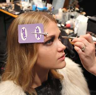 Aprenda o truque de maquiagem do desfile de John Richmond