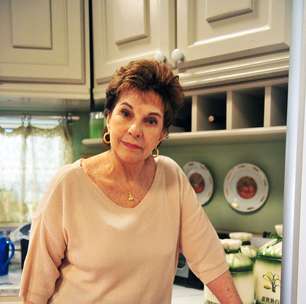 'Salve Jorge': Áurea se assusta ao ver cenas quentes de Lívia e Théo