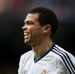 Fenerbahce prepara oferta para tirar Pepe do Real Madrid