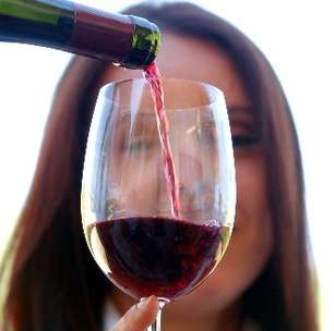 Vinho tinto faz bem à saúde: mito ou realidade?