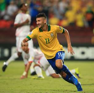 Mundial Sub-17: Brasil arrasa Emirados Árabes e avança às oitavas de final