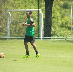 Besiktas vem ao Brasil decidido a contratar Ronaldinho