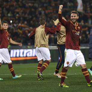 Com gol de Gervinho, Roma elimina Juventus da Copa da Itália