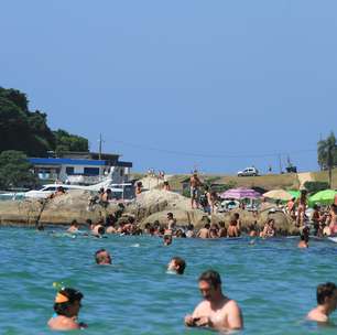 vc repórter: com piscinas naturais, praia da Lagoinha atrai turistas em SC