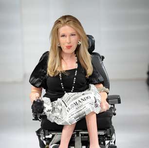 Pela primeira vez, modelo de cadeira de rodas desfila em NY