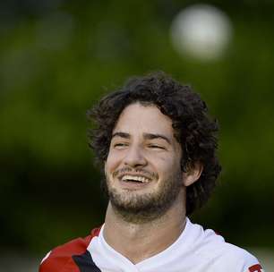 Jornal turco diz que Fenerbahce tem interesse em Pato