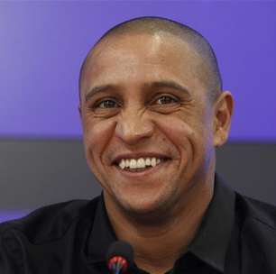 Roberto Carlos é anunciado como técnico de novo clube turco