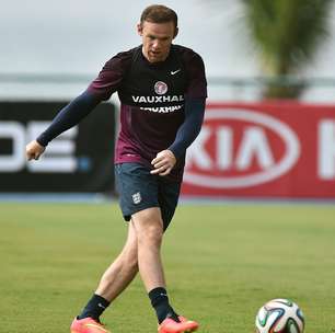 Rooney diz não temer Itália: "eles deveriam se preocupar"