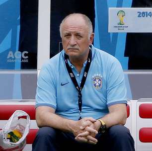 Felipão treina sem dicas e abre leque para substituir Hulk