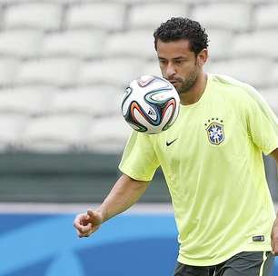 Repórter da Globo reclama de questões de mexicanos a Felipão