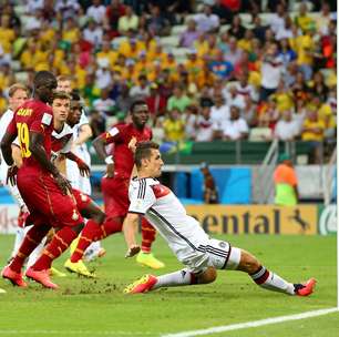 De gancho pesado a "goleiro vovô": veja feitos históricos