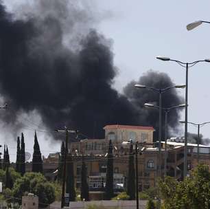 Rebeldes ocupam a sede do governo do Iêmen e premiê renuncia