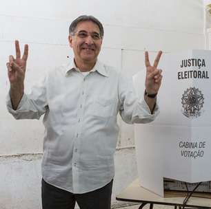 Pimentel é eleito e encerra 12 anos de poder do PSDB em MG