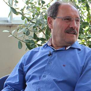 "Vamos trocar o pneu com o caminhão andando", diz Sartori