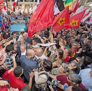 No RS, Lula pede vitória como presente de aniversário