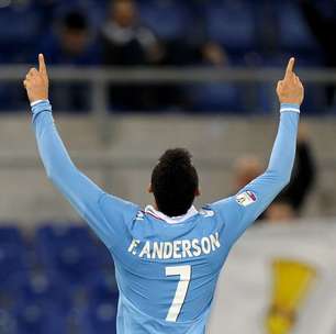 Com gol de Felipe Anderson, Lazio avança na Copa da Itália