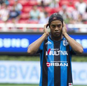 Ronaldinho vai atuar em clube angolano, diz dirigente