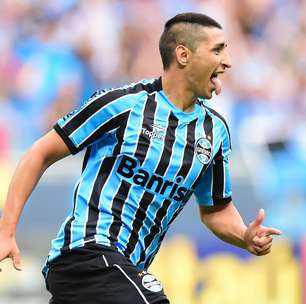 De volta à Argentina, ex-gremista é buscado e recusa Santos