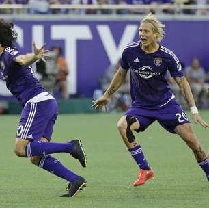 Kaká marca no fim na estreia e garante empate do Orlando