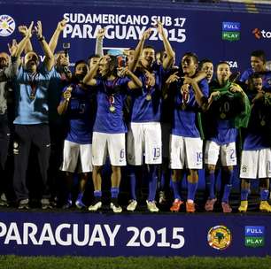 Brasil perde em despedida, mas é campeão no Paraguai