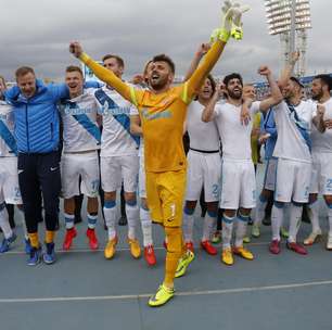 Com gol de Hulk, Zenit empata e garante 4º título russo