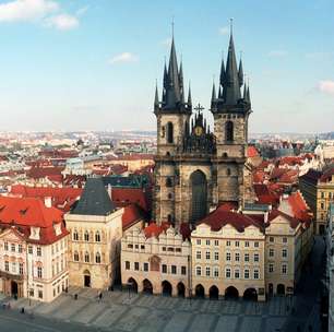 Veja como aproveitar uma escala na bela e barata Praga