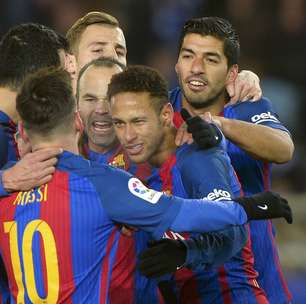 Neymar decide, Barça quebra "maldição" e fica perto da semi