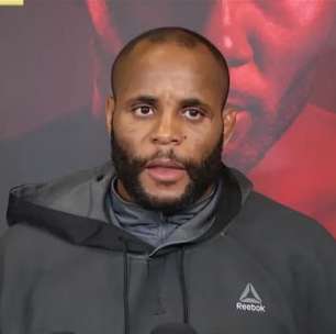 UFC 210: Eu vou resistir a Johnson - Cormier, campeão do UFC