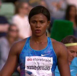 Blessing Okagbare perde peruca durante salto