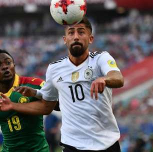 Alemanha bate Camarões em 2º tempo animado e termina líder