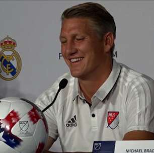 Schweinsteiger brinca que pode "ganhar a Copa do Mundo" com o MLS All Stars