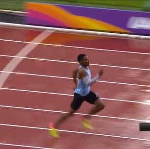 Isaac Makwala corre sozinho e se qualifica para os 200m