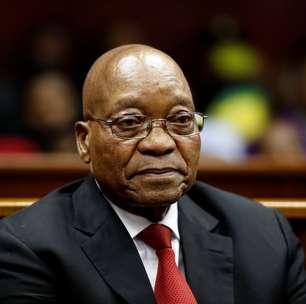 Ex-presidente da África do Sul declara inocência em tribunal