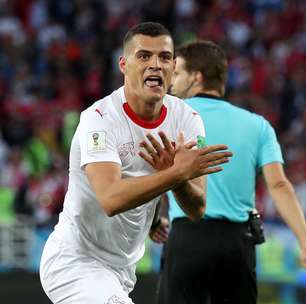 Albânia exalta homenagem dos jogadores suíços em comemoração