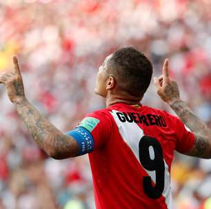 Guerrero marca, Peru vence bem e elimina Austrália da Copa
