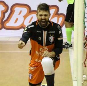 Atual campeão, Joinville bate Cascavel e avança na Liga de Futsal