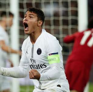 Thiago Silva supera Neymar e Cavani em prêmio no Francês