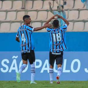 Grêmio faz 3 a 0 no São Bernardo e avança na Copinha