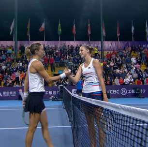 TÊNIS: WTA Zhengzhou: Karolina Pliskova bate Petra Martic (6-3, 6-2)