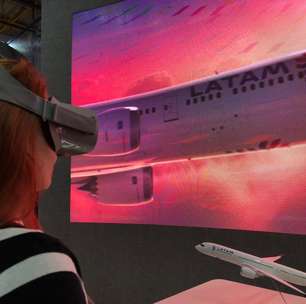 Óculos de realidade virtual viram febre em feira de turismo