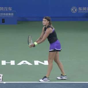 TÊNIS: WTA Wuhan: Sabalenka bate Riske (6-3, 3-6, 6-1)