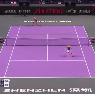 TÊNIS: WTA Finals: Bencic vence Kvitova (6-3, 1-6, 6-4)