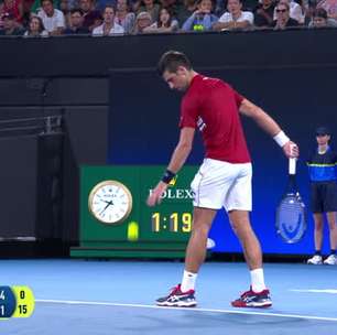 TÊNIS: ATP Cup: Djokovic leva a Sérvia às oitavas de final