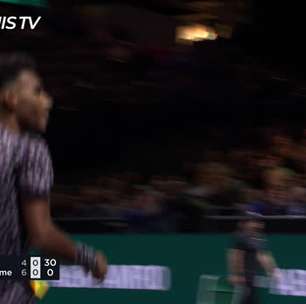 TÊNIS: ATP Rotterdam: Auger-Aliassime vence Dimitrov (6-4, 6-2) - Melhores Momentos