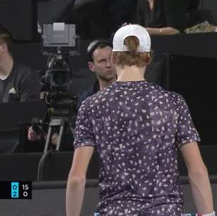 TÊNIS: ATP Marseille: Medvedev vence Sinner e chega às quartas de final